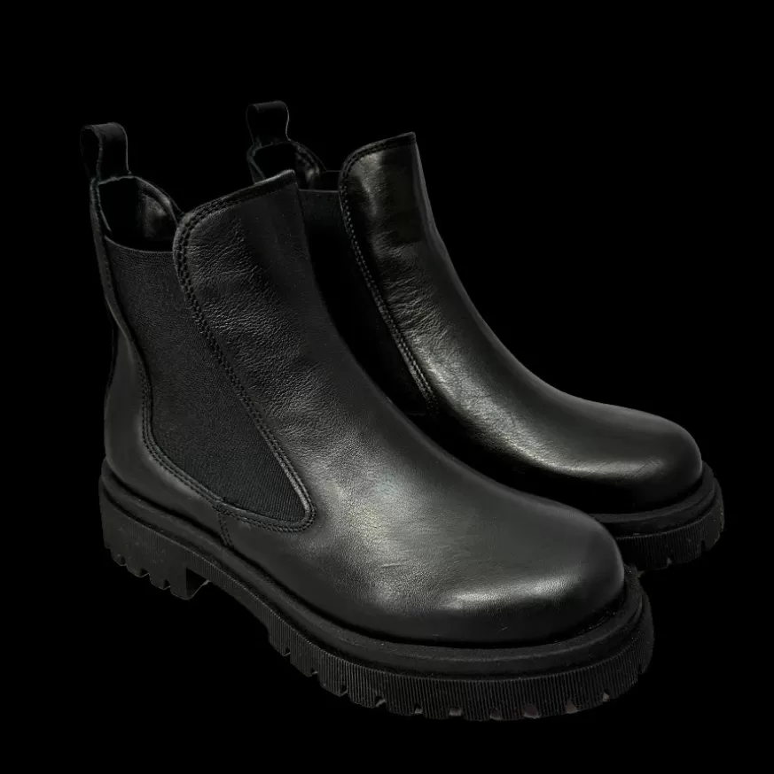 Donna CAMARRI CALZATURE Scarpe Donna | Beatles Artigianale In Pelle Nera Basso