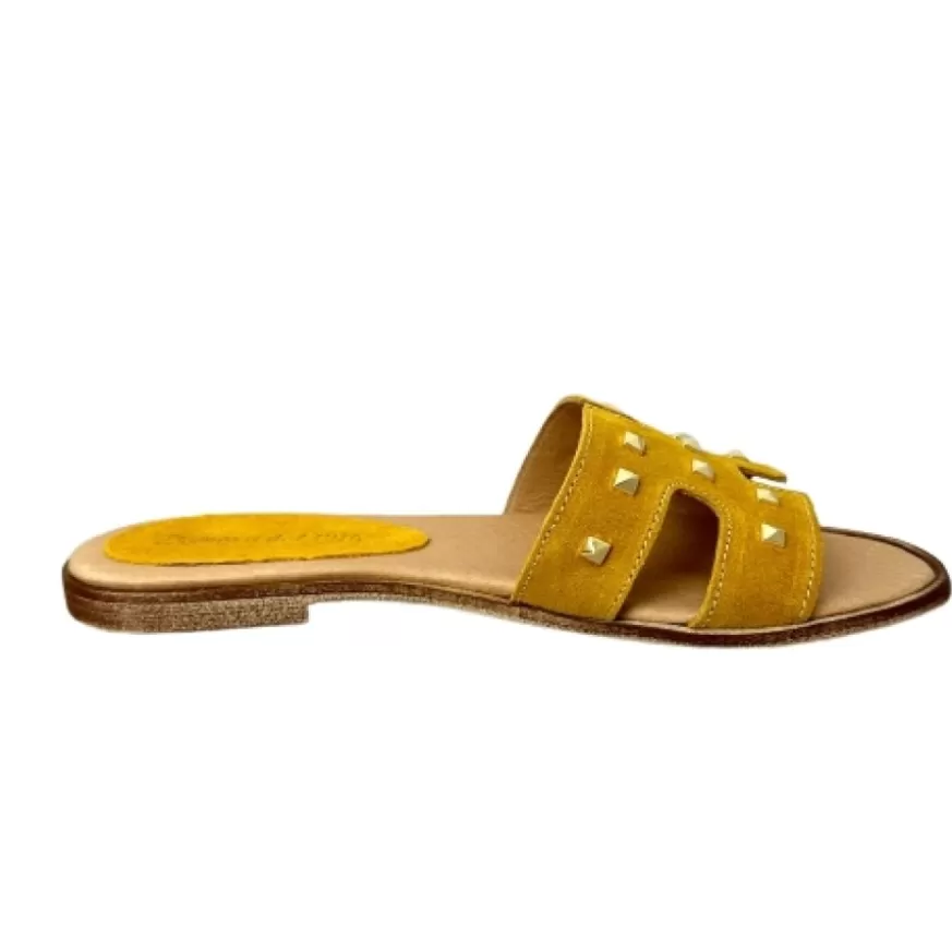 Donna CAMARRI CALZATURE Scarpe Donna | Ciabatta In Camoscio Giallo Con Borchiette