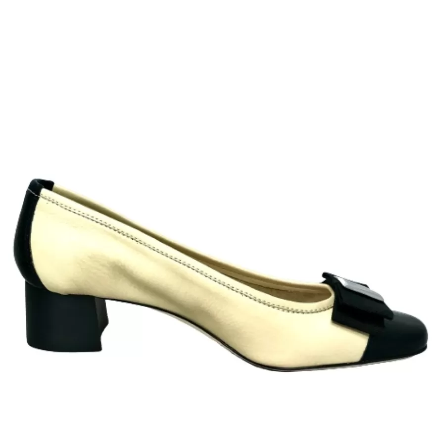 Donna CAMARRI CALZATURE Scarpe Donna | Decollete In Pelle Beige E Punta Di Vernice Nera
