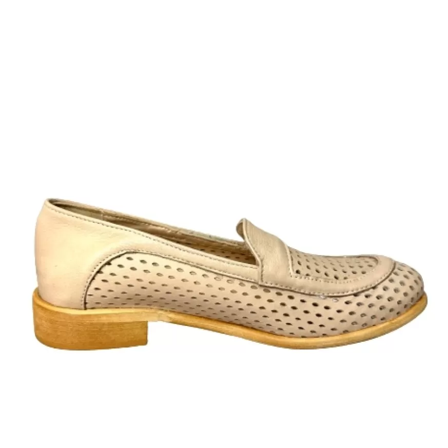Donna CAMARRI CALZATURE Scarpe Donna | Mocassino Artigianale In Pelle Forata Nude