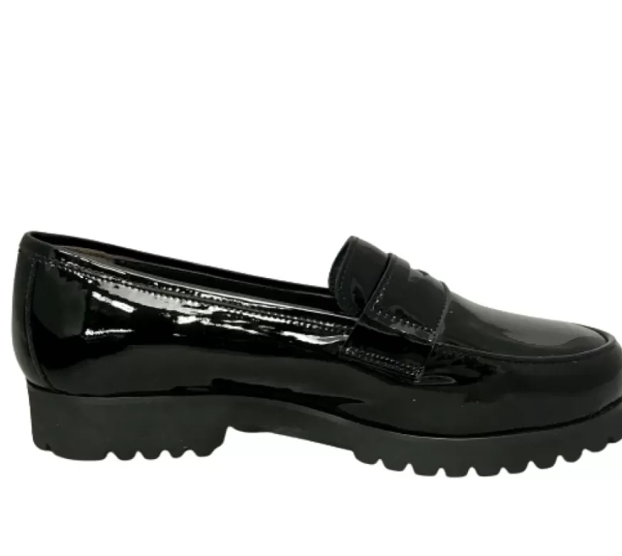 Donna CAMARRI CALZATURE Scarpe Donna | Mocassino Artigianale In Vernice Nera E Fodera Di Agnello