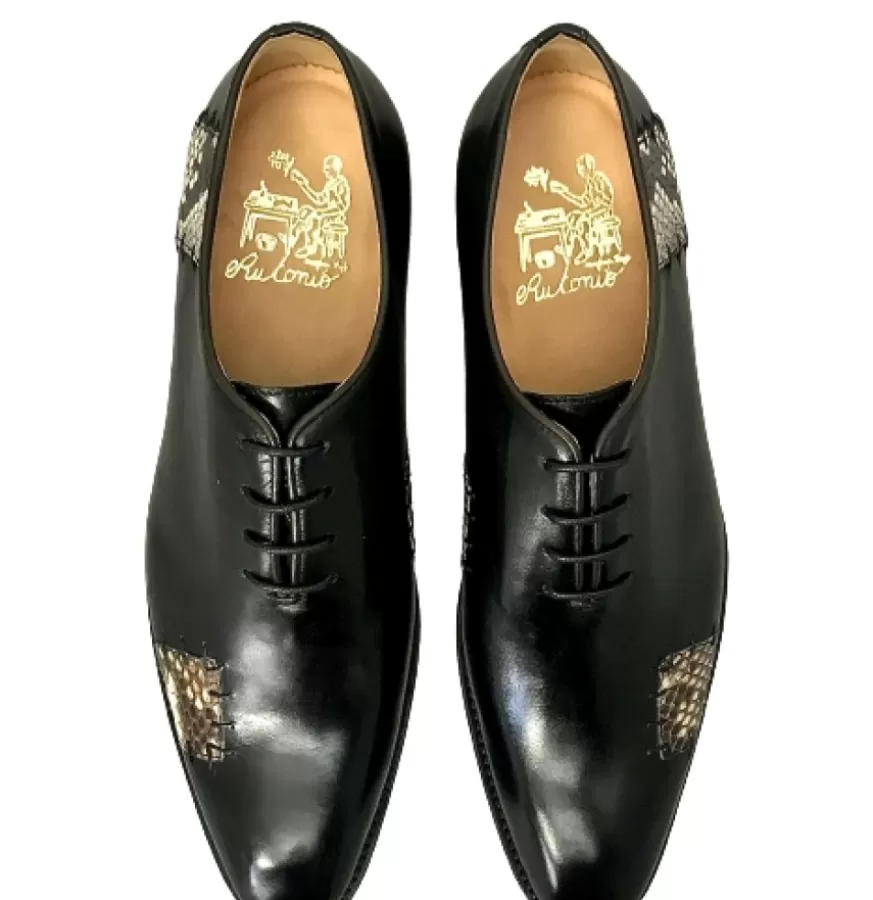 scarpe_uomo_camarri_calzature___stringata_fatta_a_mano_con_toppe_in_pitone_cucite__linea_luxury_4.webp Uomo CAMARRI CALZATURE Scarpe Uomo | Stringata Fatta A Mano Con Toppe In Pitone Cucite – Linea Luxury